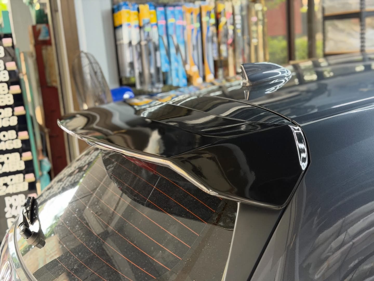 THAI V2 SPOILER 