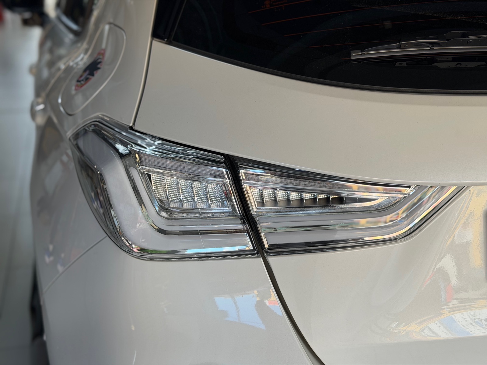 ALBINO DESIGN LED TAIL LAMP