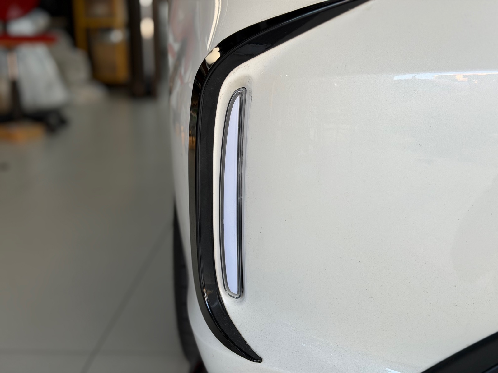 ALBINO LED REFLECTOR 