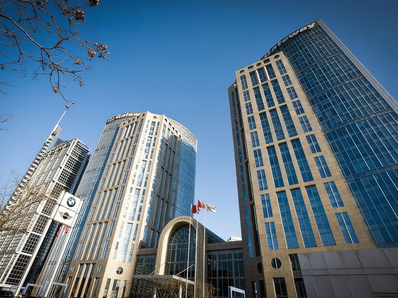 LANDMARK PROJECTS WORLDWIDE