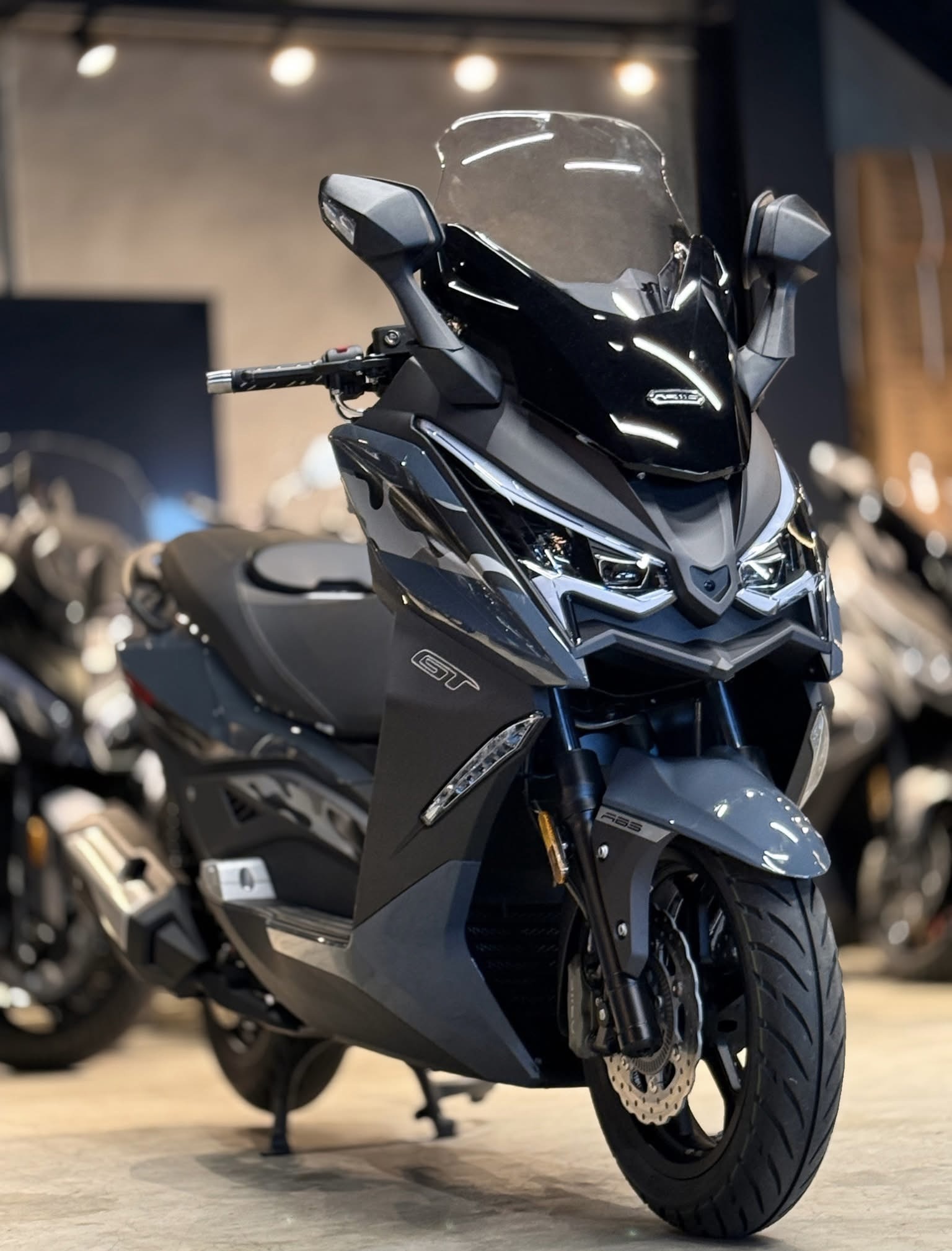 ARIIC 318GT