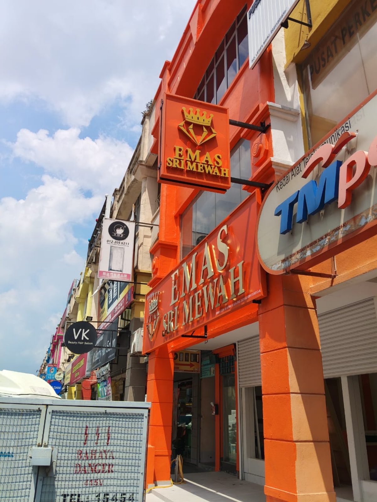 EXCLUSIVE HIGH-END 3D LED GOLD STAINLESS FRAME JEWELRY SIGNBOARD PIONEER PRODUCER IN AMPANG & CHERAS