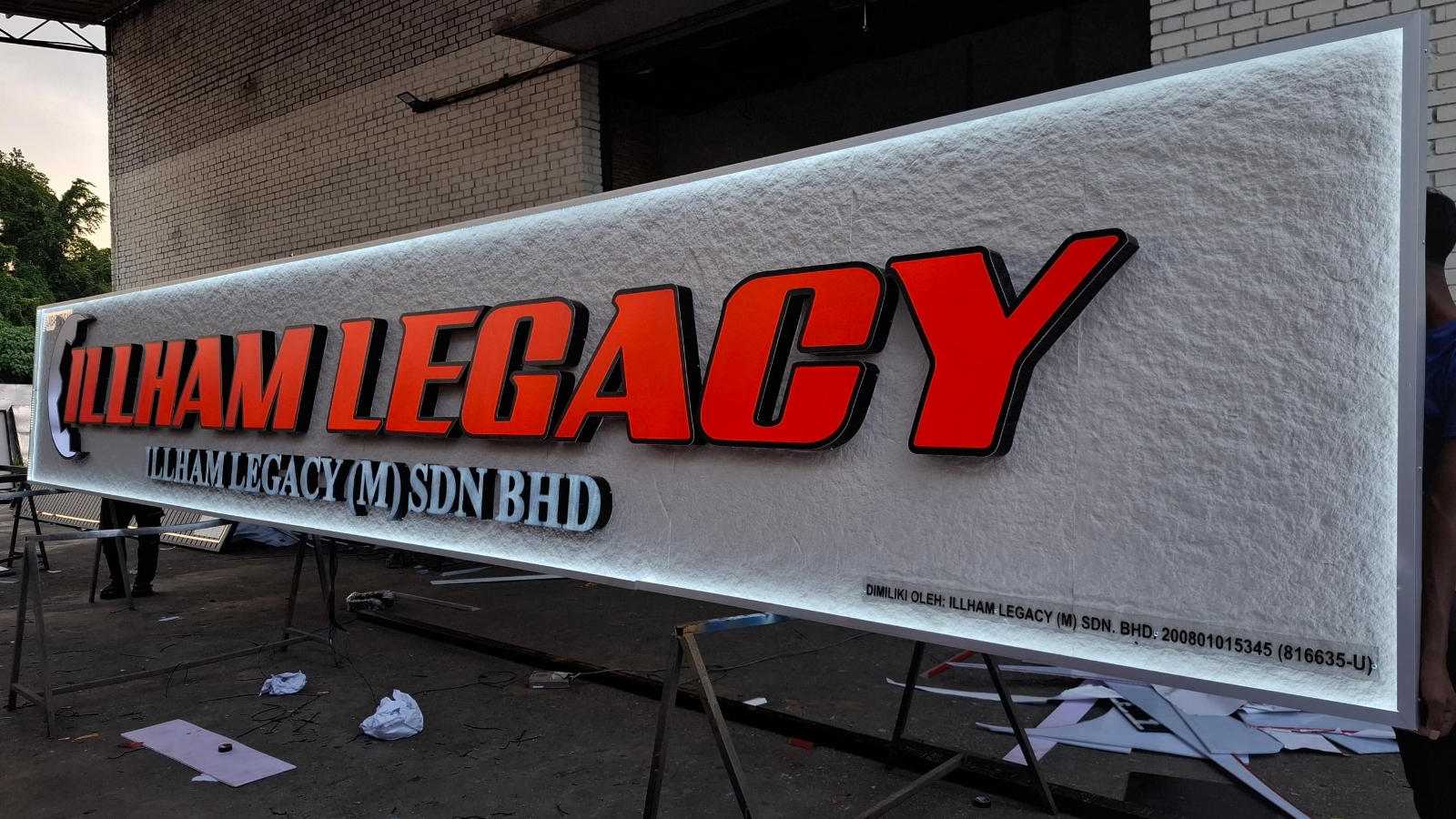 HIGH-SPEED PRODUCTION 3D LED FRONTLIT LIGHTED FRAME WITH STONE STYLE BOARD SIGNBOARD SIGNBOARD ELITE IN PUCHONG & KELANA JAYA
