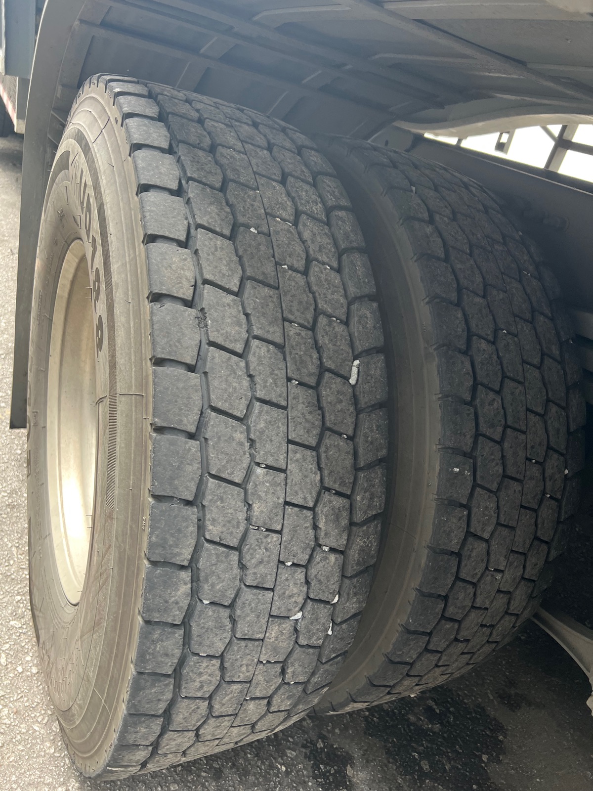 Eudemon Longrun Tire, 315/80R22.5-20PR UD188 Lug Pattern For Drive Axle, After Used 18 Months Remaining Tread Depth 45%, Thank You Customer Support & Feedback 