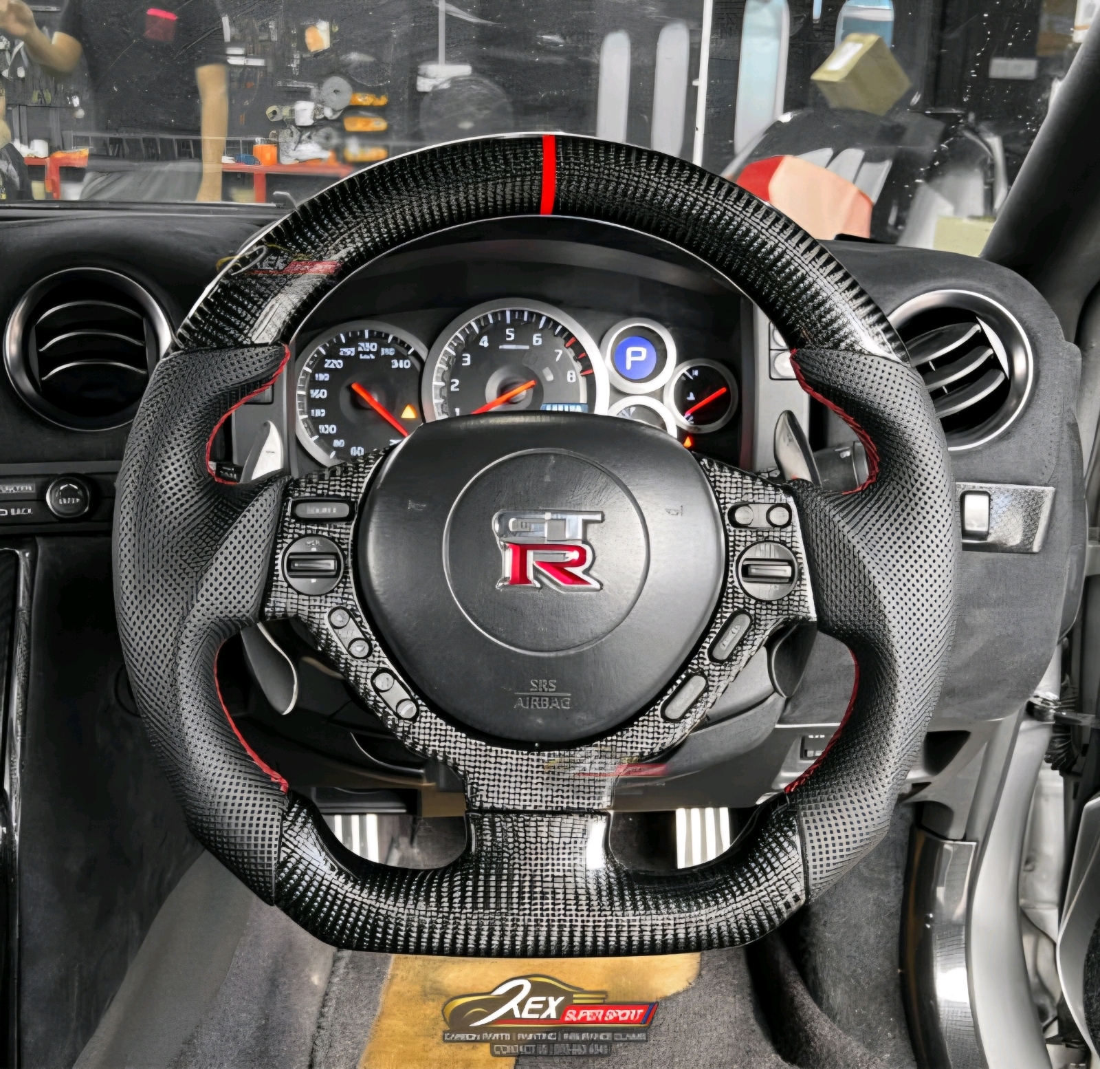 NISSAN