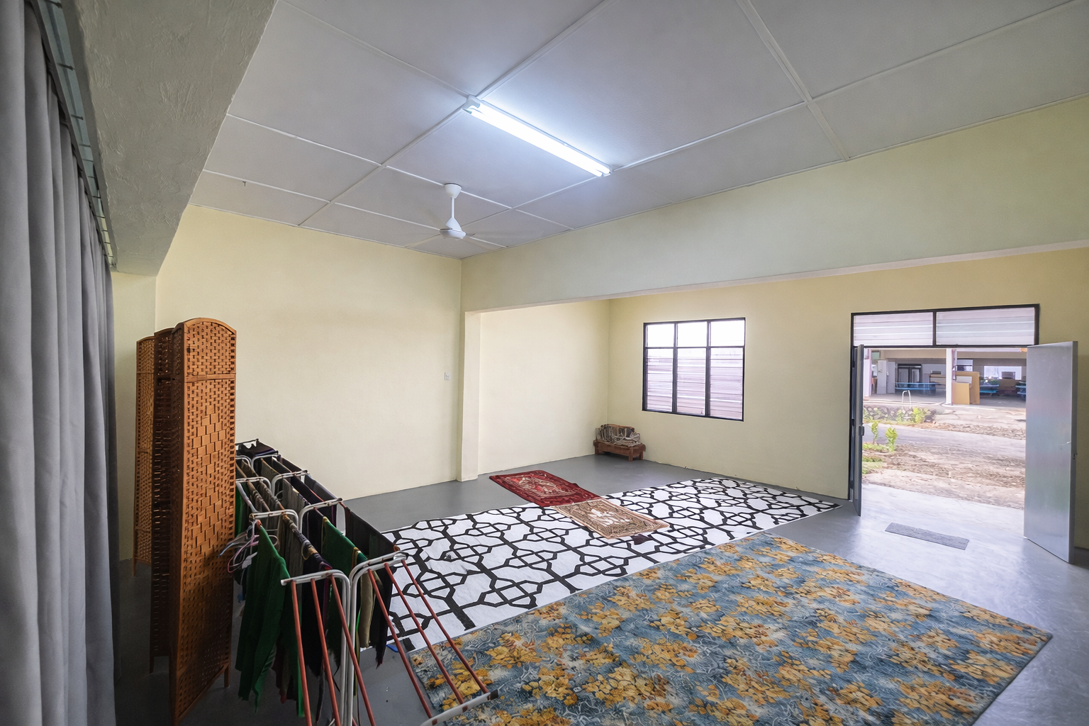 SURAU - FEMALE AREA