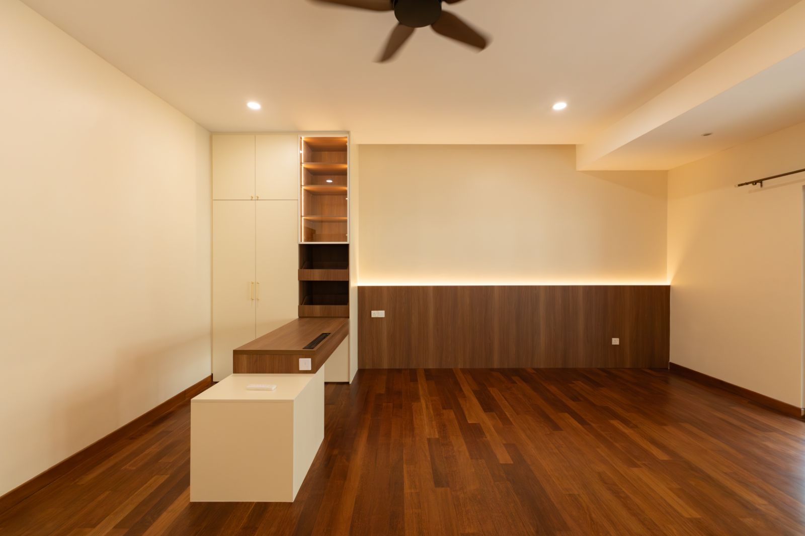 Custom Bedroom Built-ins