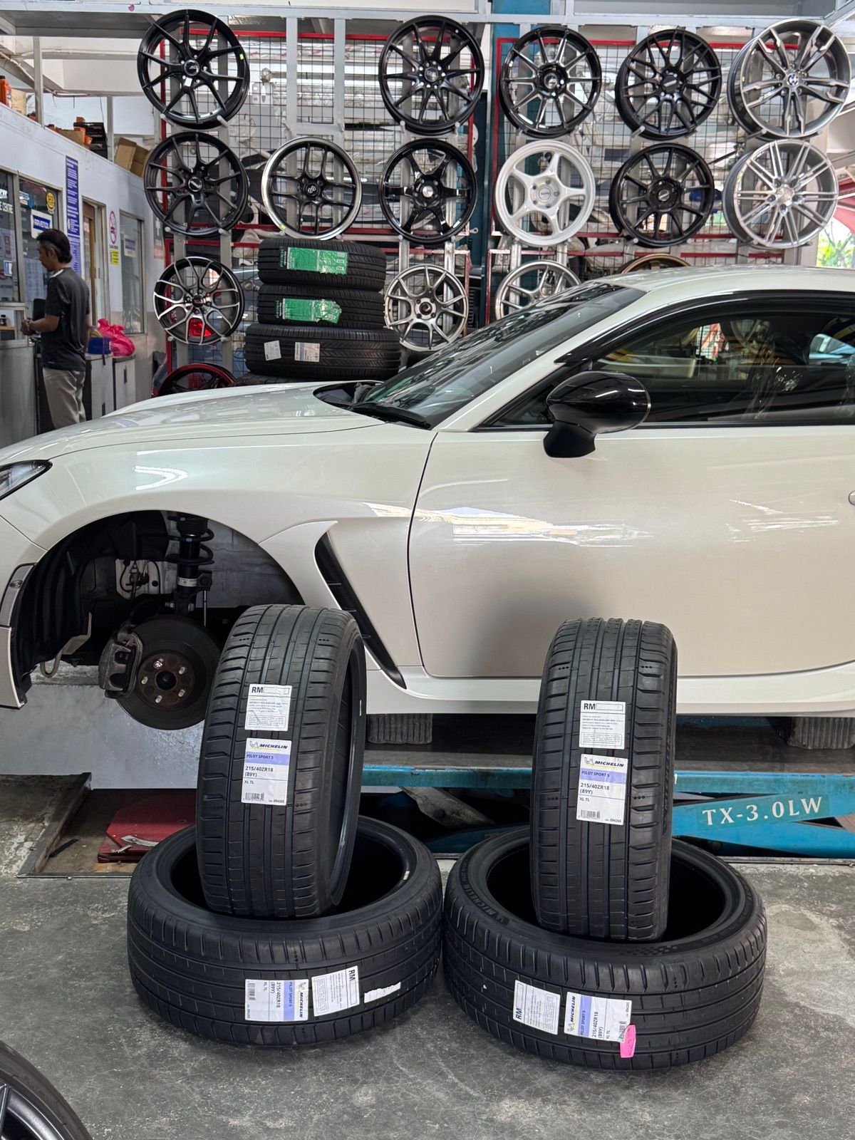 Michelin Pilot Sport 5 Ps5 215/40R18 89Y