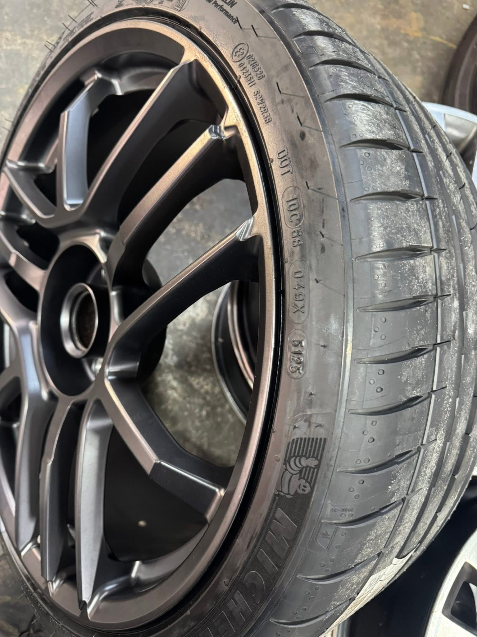New 26 Michelin Pilot Sport PS4s 245/35R20 305/30R30