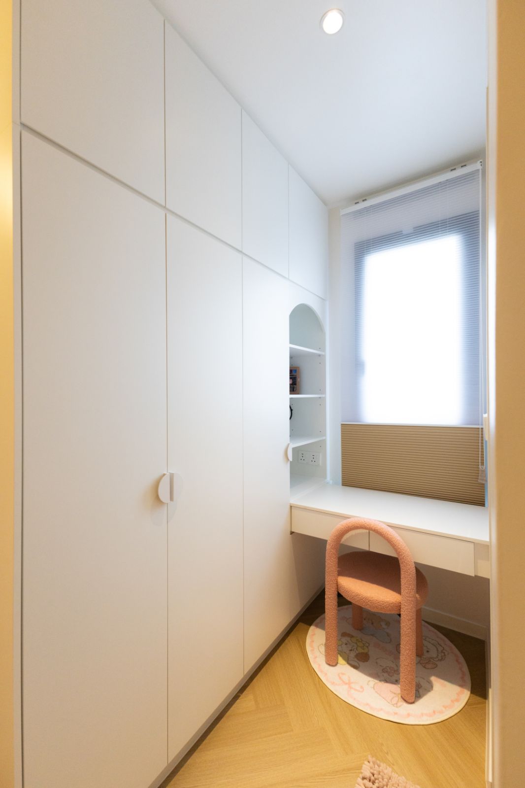 Dressing Table & Bedroom Cabinet