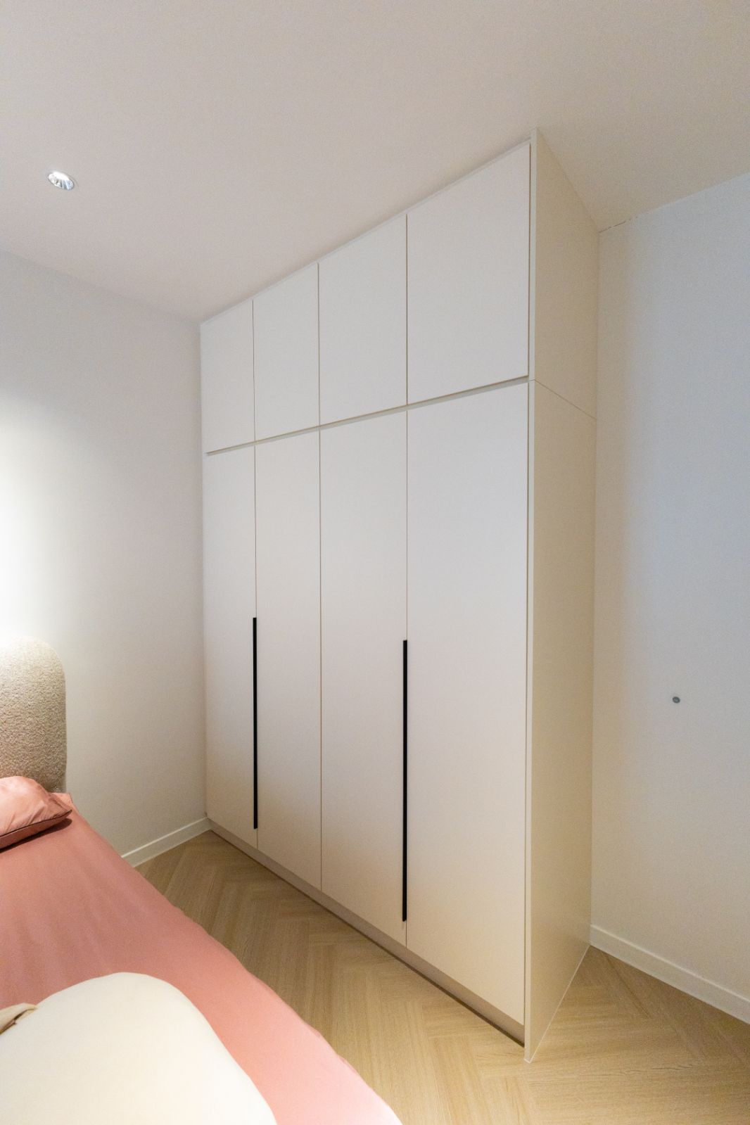 Custom Wardrobes