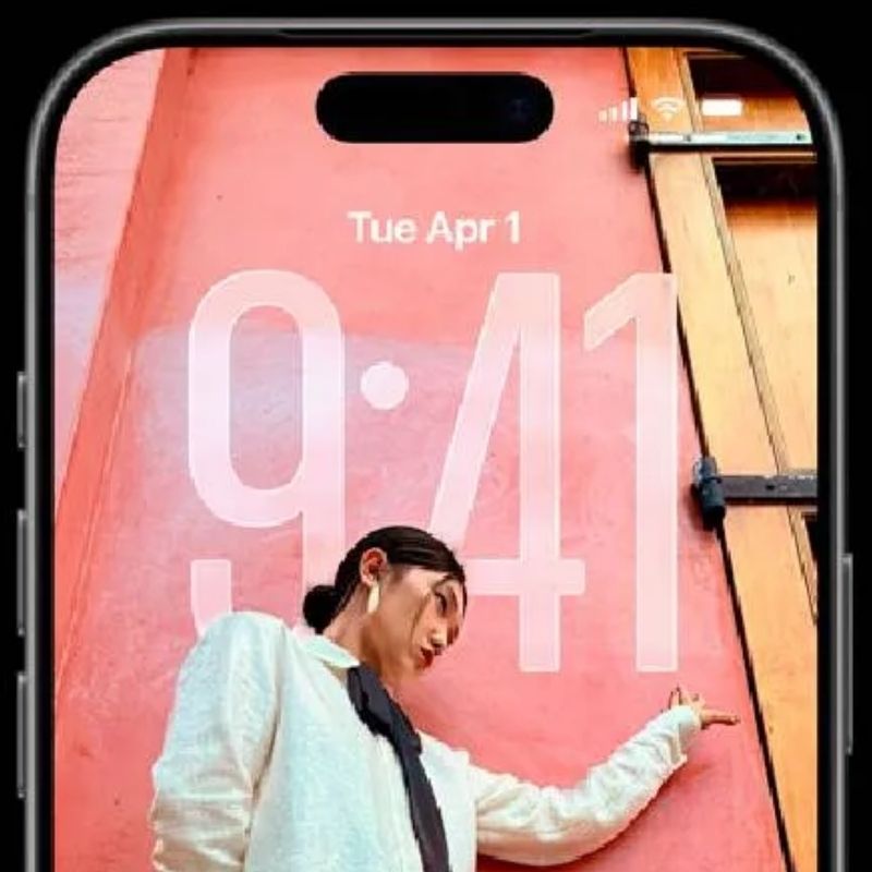 Ever Wondered Why iPhone Ads  Always Display 9:41?