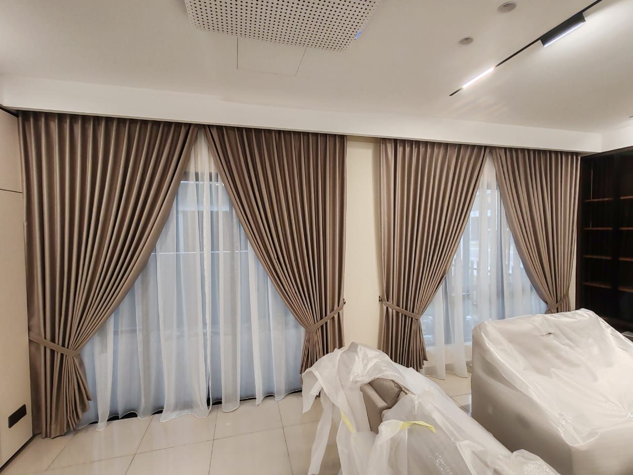 Custom made Blackout Curtain and Lace Curtain: Roller Blind installation for window: Jalan Eco Ardence U12/40G, 40170 Shah Alam, Selangor