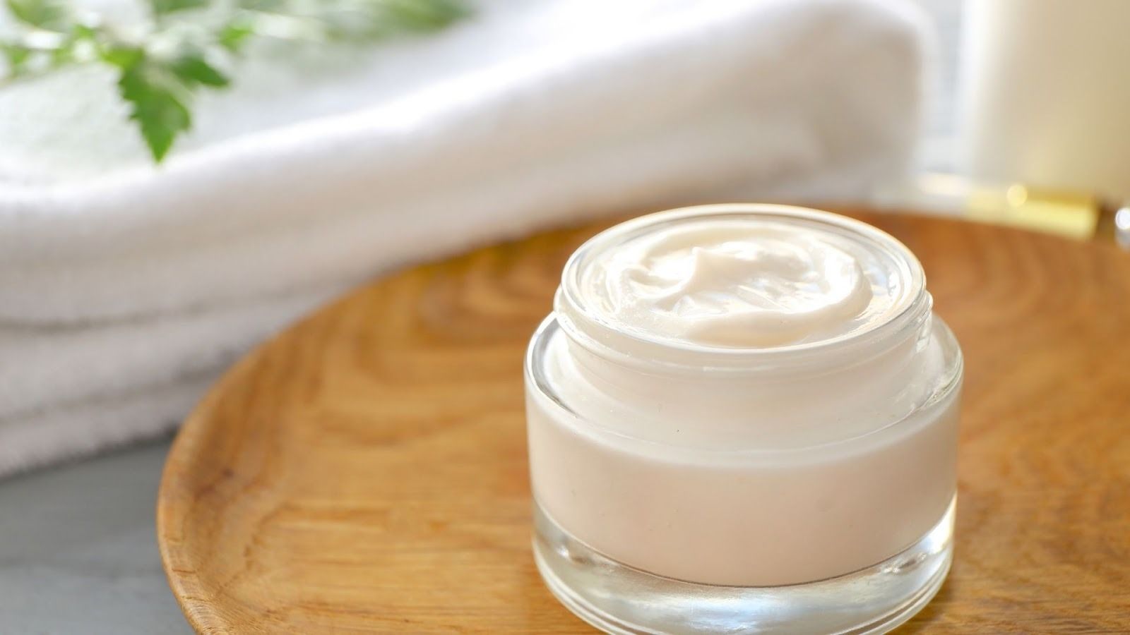 Moisturizer Not Working? Here’s Why Your Skin Feels Dry