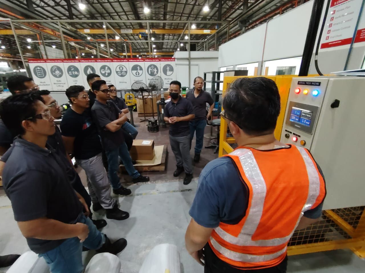 Vertical press Machine installation