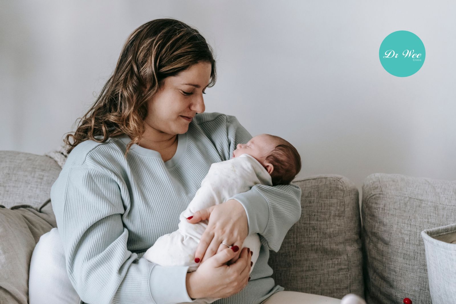 Leaking Urine After Childbirth? Best Non-Surgical Bladder Control in JB & KL | Dr Wee Clinic
