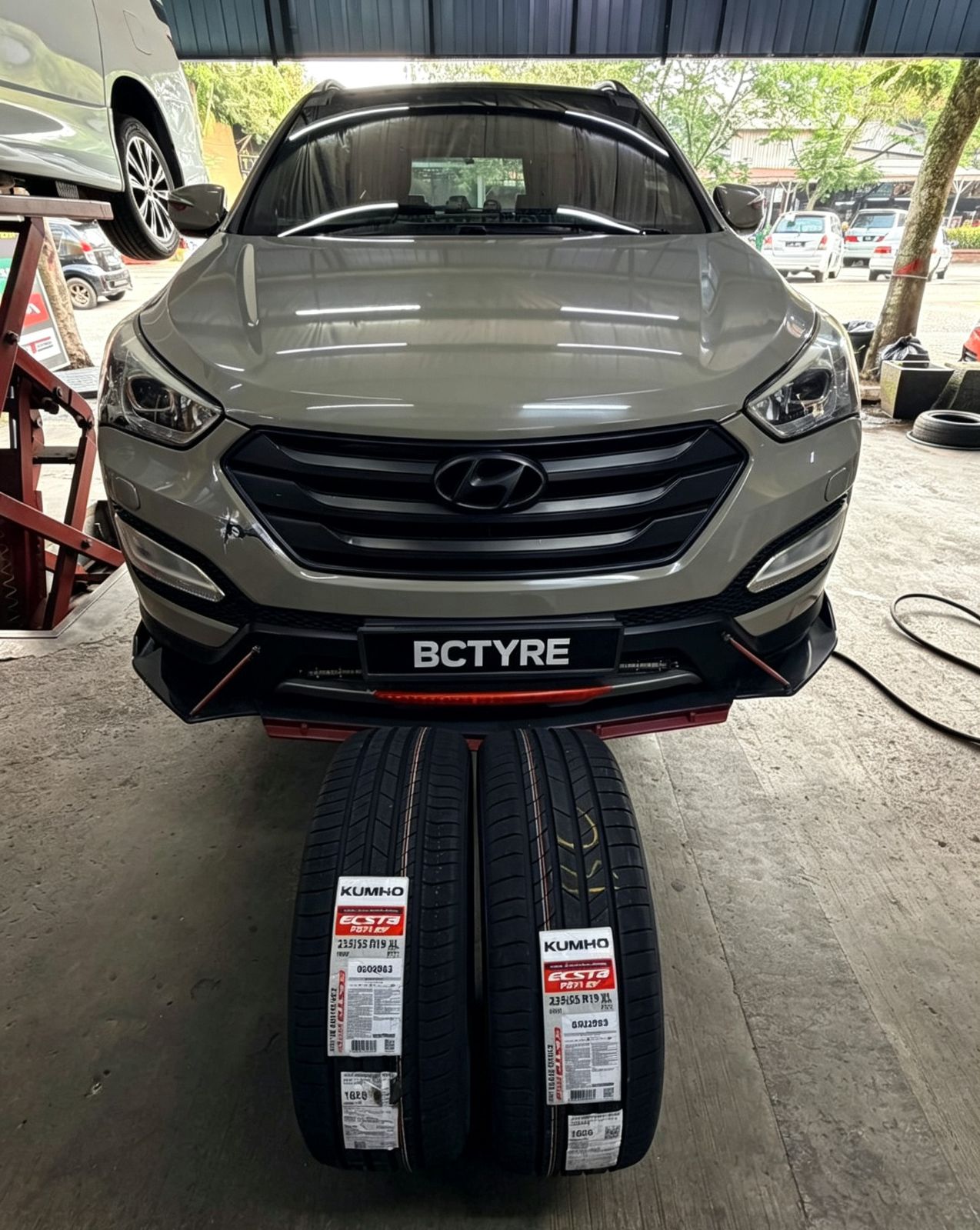 🚗✨ Hyundai Santa Fe 轮胎升级🔧 235/55R19 Kumho Ecsta PS71 EV (K-Silent 静音科技)👍✨_141504072026