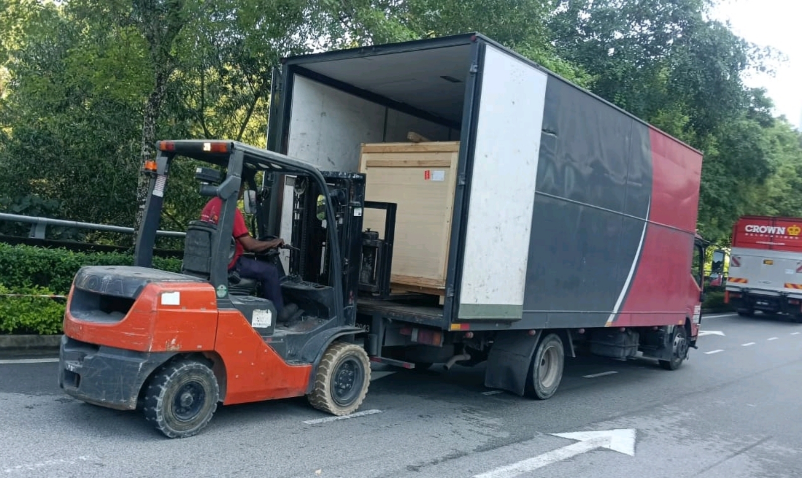 forklift rental in Damansara 