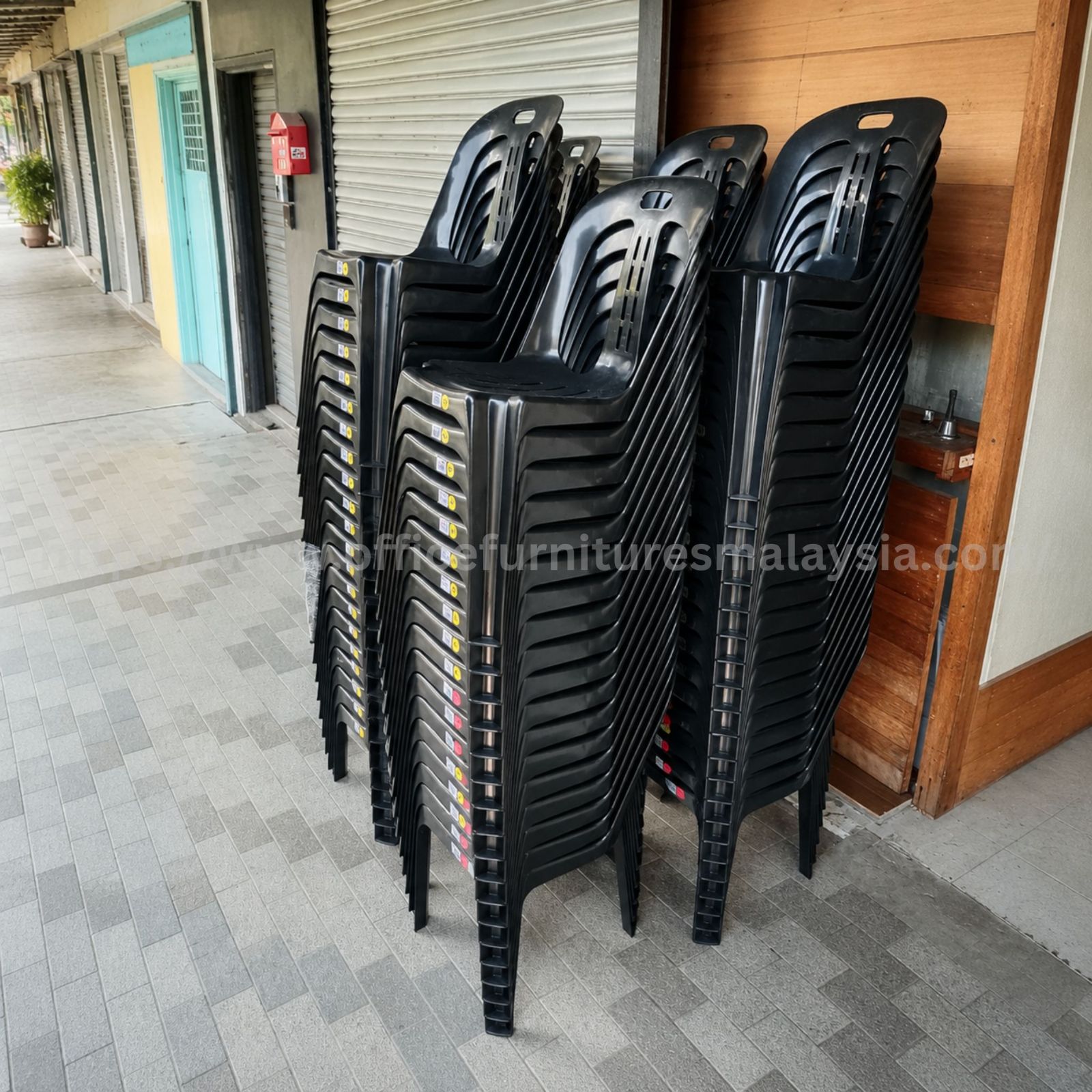 Plastic Chair Pusat Bandar Puchong, 47160 Puchong, Selangor, Malaysia. JUL 2026