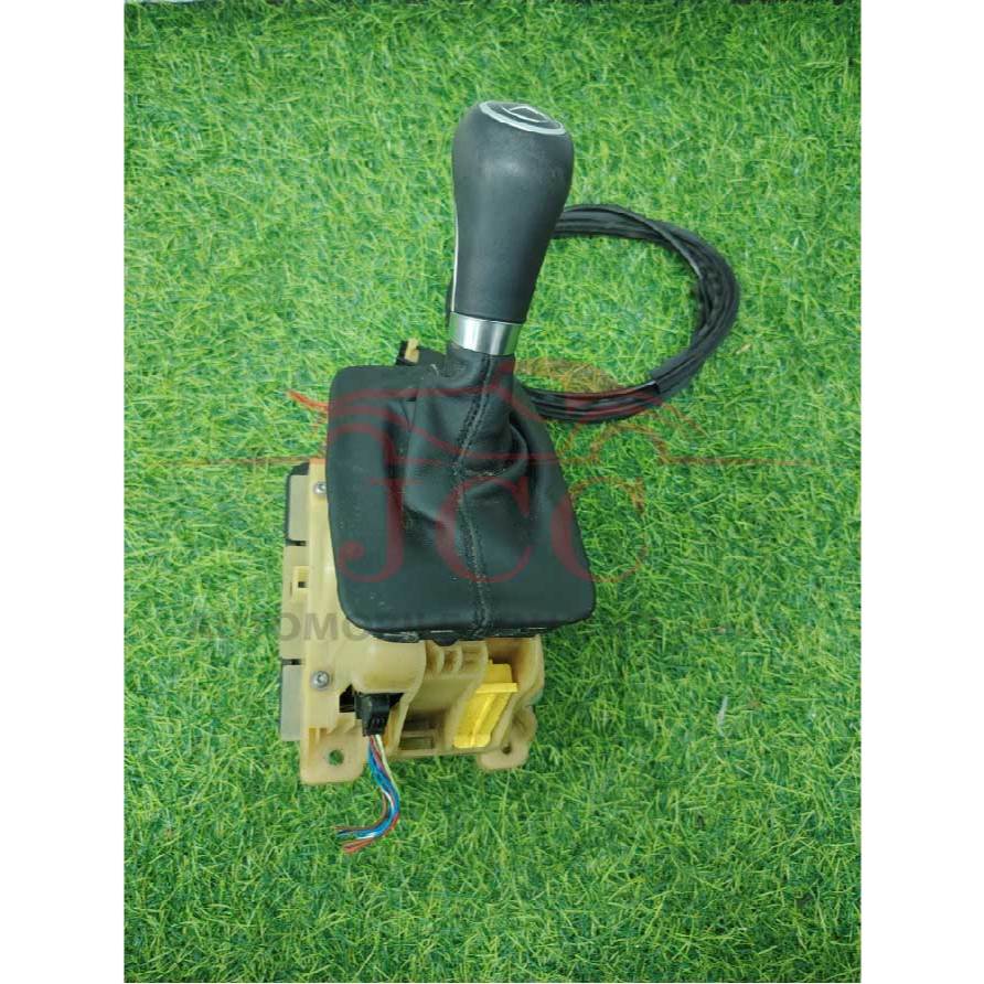 MERCEDES BENZ C-CLASS W204 2012 GEAR LEVER (2F-1D-F1076)