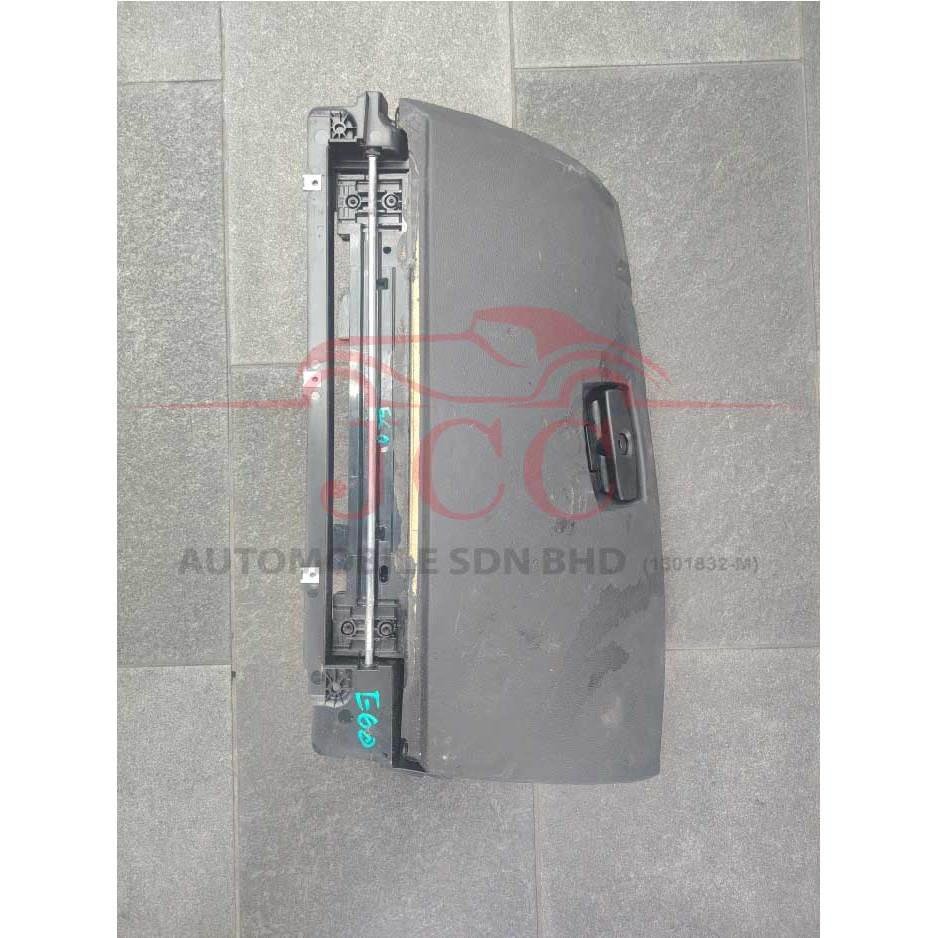 BMW 5 SERIES E60 LCI N52B25AF 2007 GLOVE BOX (1B-1B-F1047)