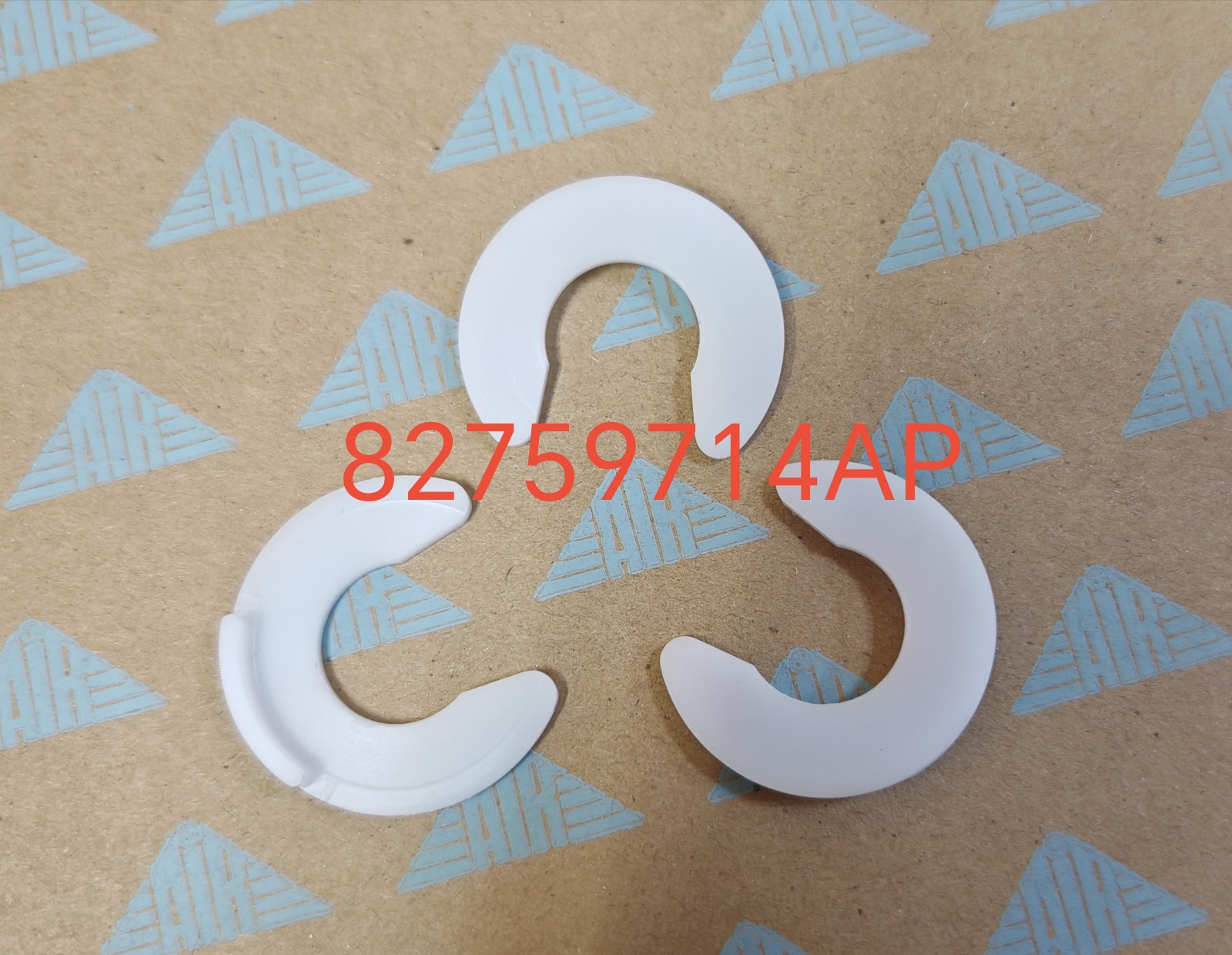 82759714 BELLOW LOCK CLIP