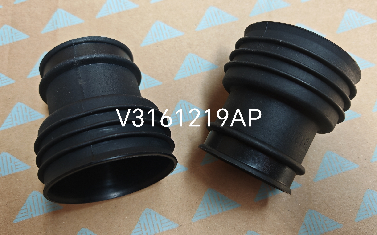 V3161219 CONNECTOR PIPE