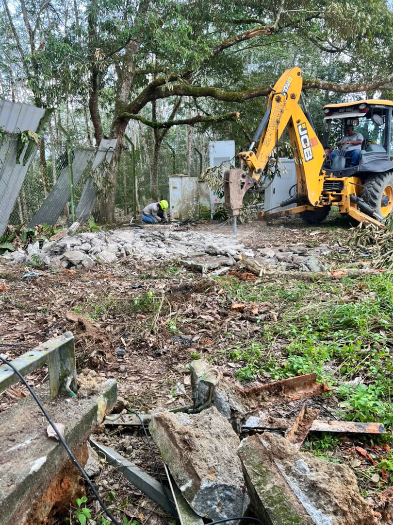 JCB BREAKER PROJECT - JELEBU
