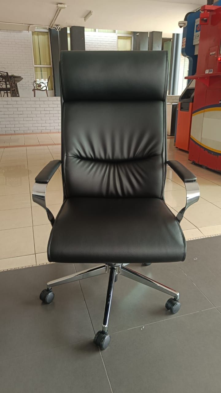 Director Office Chair, Meeting Ergonomic Chair Supply & Installation Project – Petaling Jaya, Selangor, Malaysia