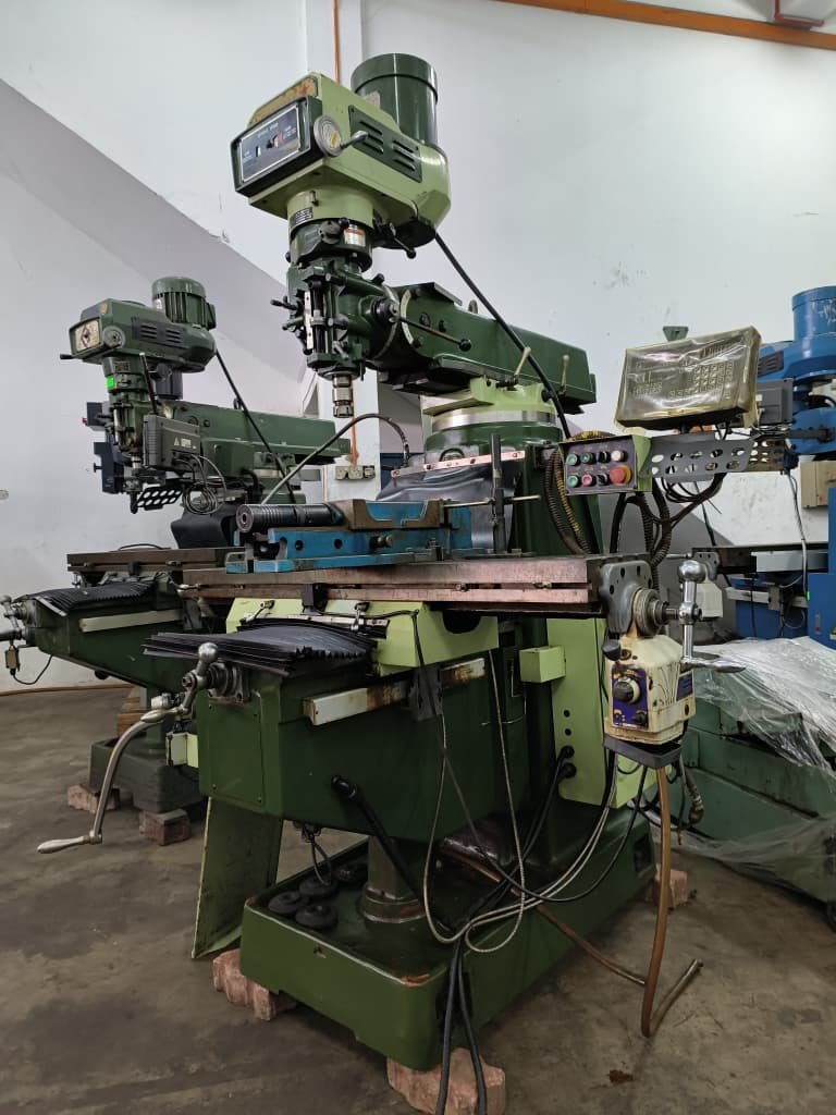 STARMILL 3VKH | 3HP Turret-type Vertical Milling Machine | S26-0135