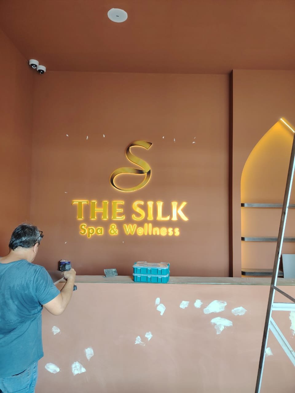 3D lettering with backlit lighting