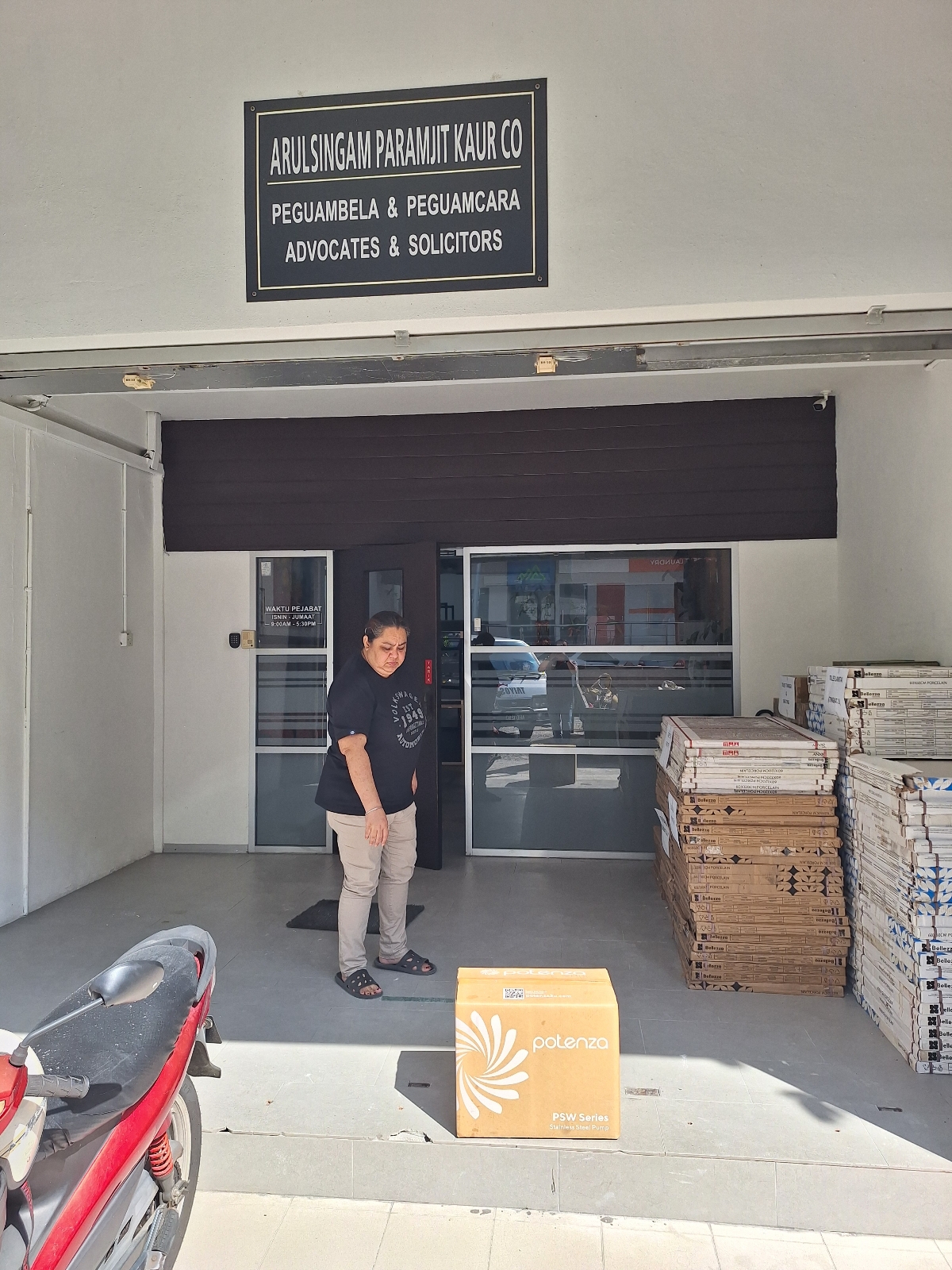 Supply & Delivery @ Persiaran Greenhill, Ipoh, Perak