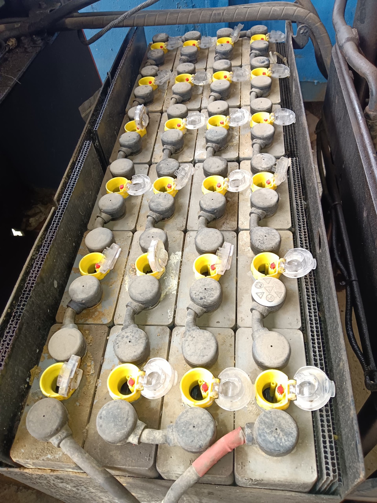 Why Is Your Forklift Battery Not Charging ? 