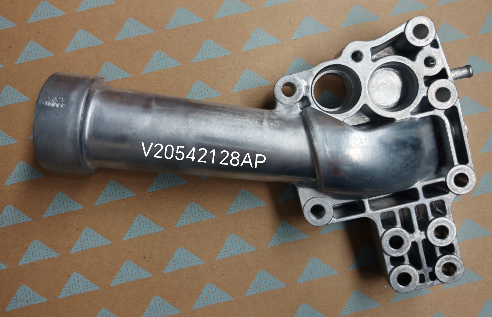 V20542128 CONNECTION PIPE