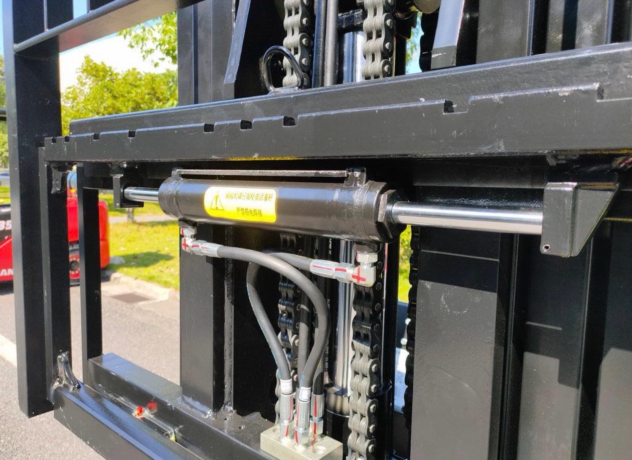 Why Is Your Forklift Side Shift Not Working ? 