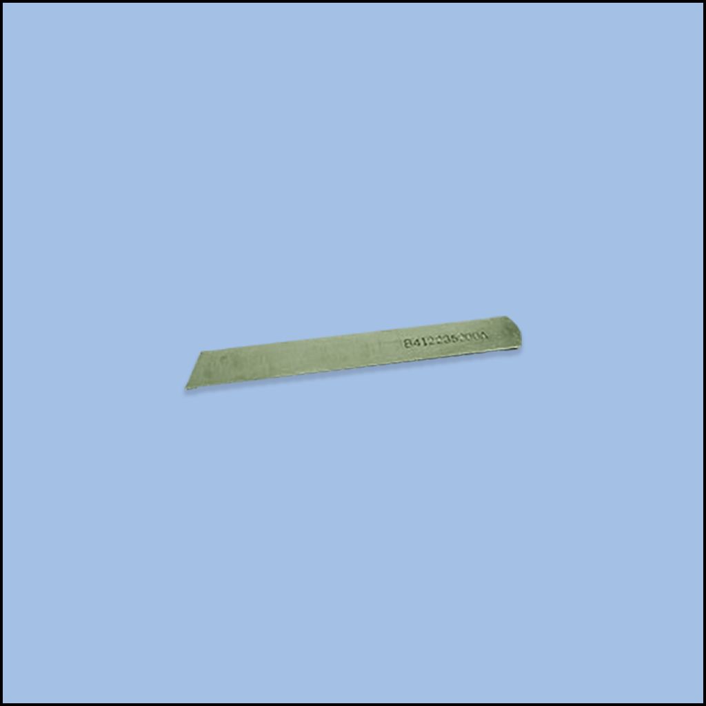 LOWER KNIFE (JUKI M0-352) (B4122-352-OOA)