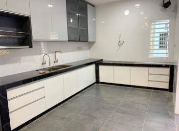 4G Glass/Aluminium Kitchen Cabinet