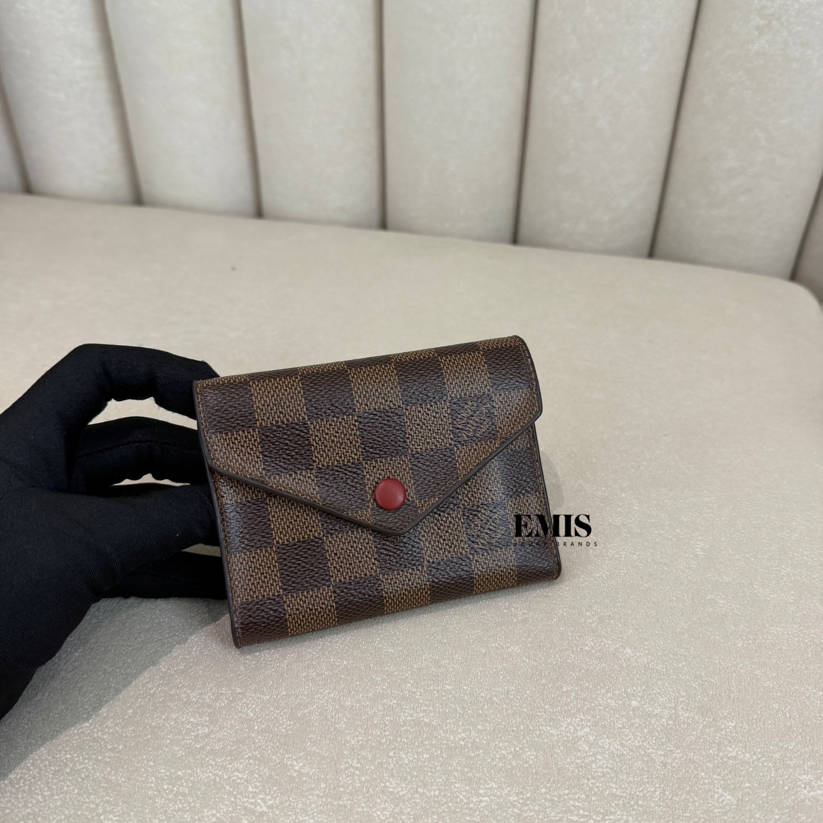 Louis Vuitton Damier Victorine Wallet N41659- Preloved Luxury Wallet
