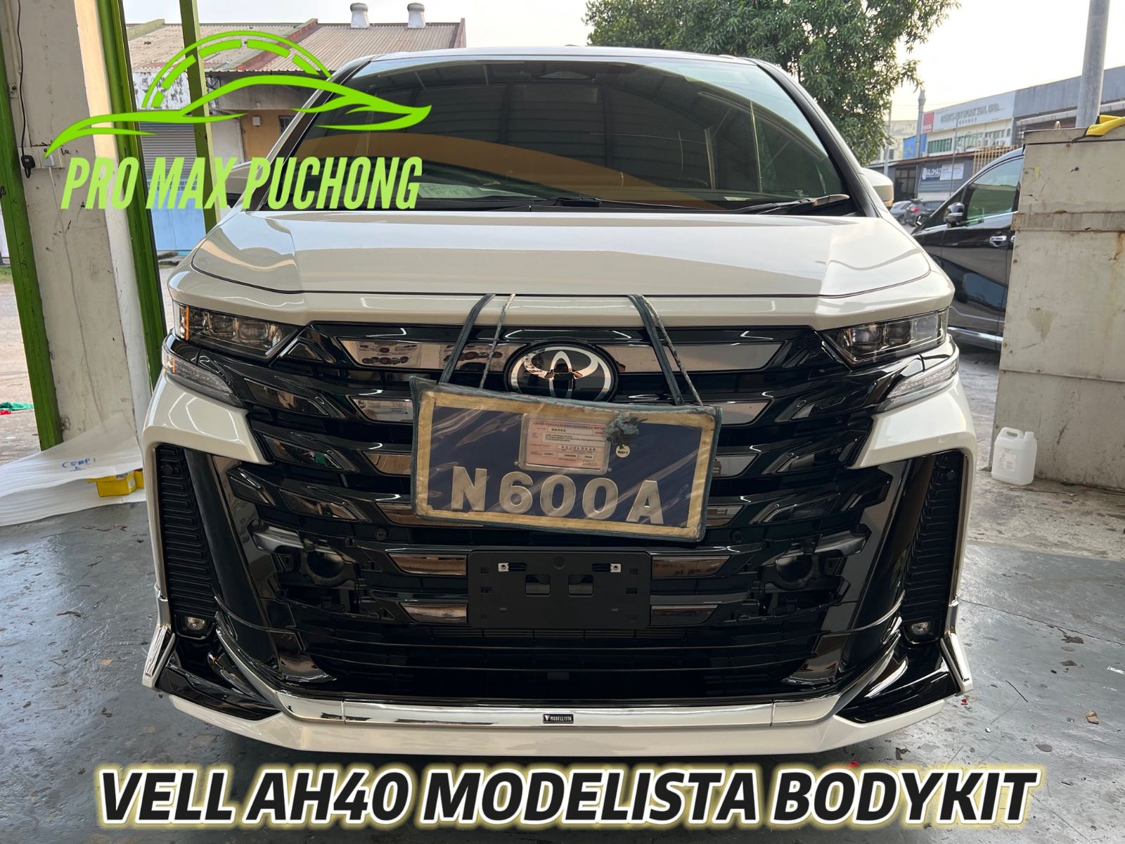 Toyota Vellfire AH40 Modellista Bodykit