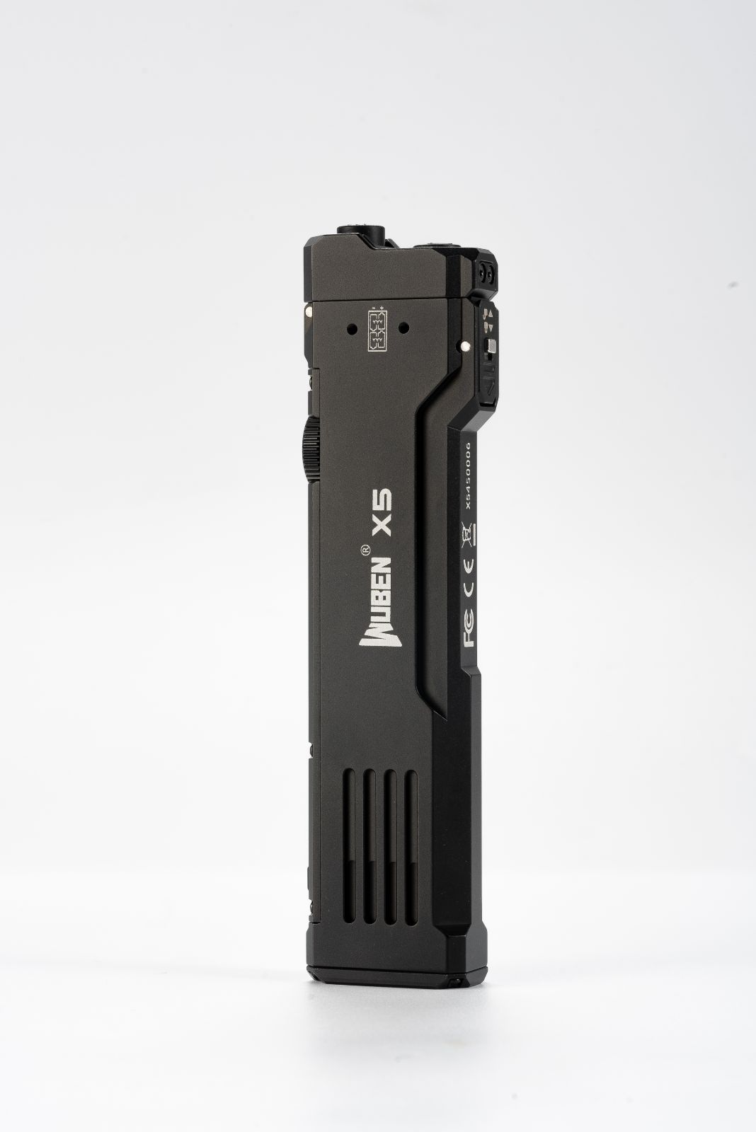 Wuben X5 3-in-1 1300 Lumens Compact EDC Flashlight