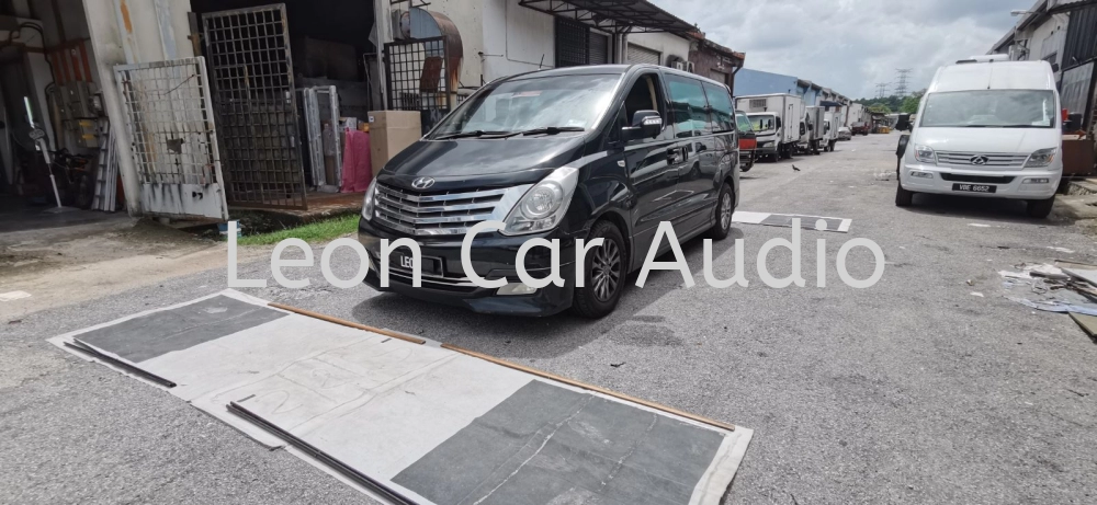 Hyundai Starex H1 oem 9" android wifi gps 360 camera player