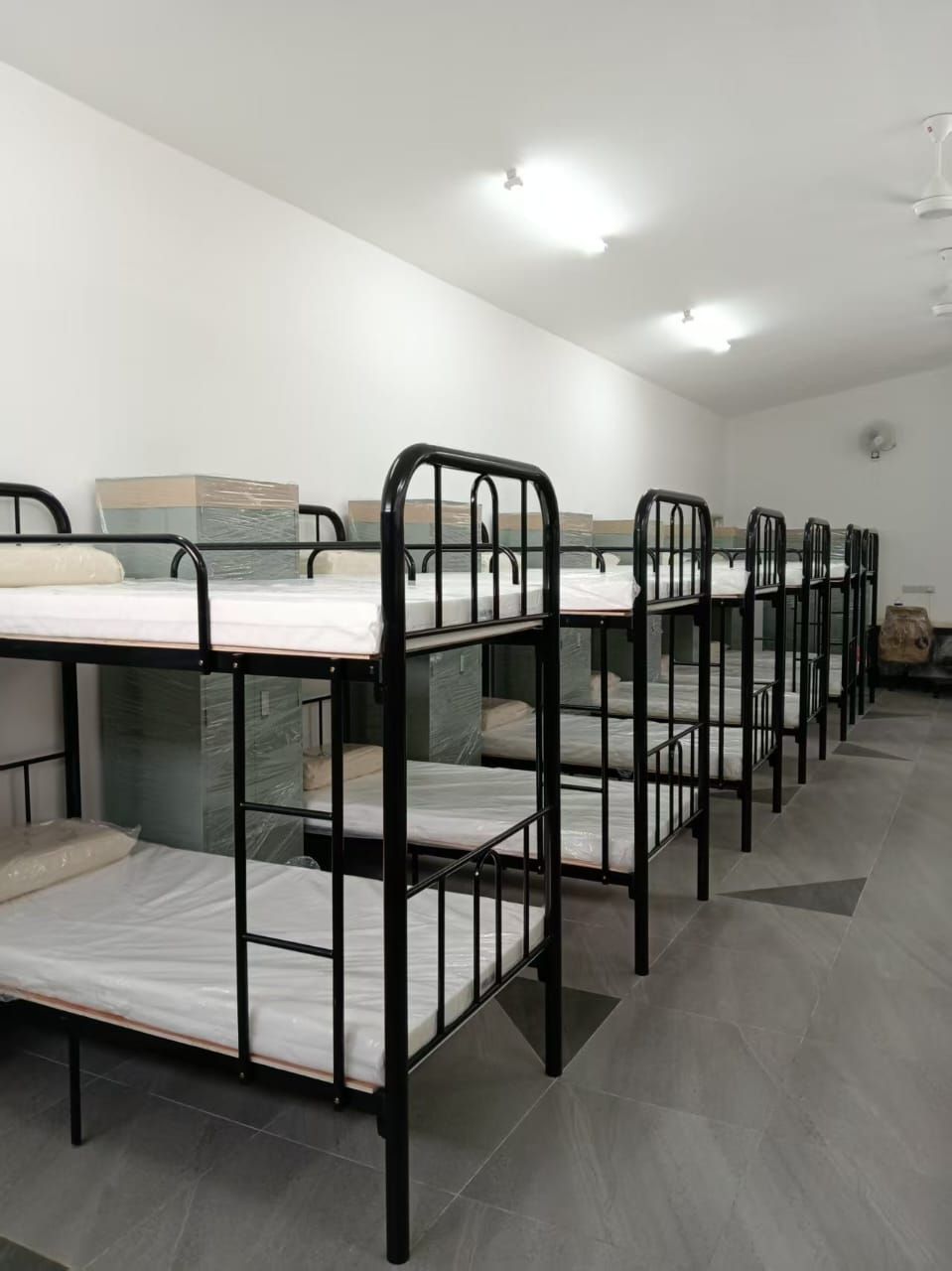 Heavy Duty Double Decker Metal Bed with High Resilient Foam Mattress & Steel Wardrobe | Military Dormitory & Hostel Furniture Malaysia For UPKAT, PLKN,CLKN, Kem Tentera, Kolej, Universiti