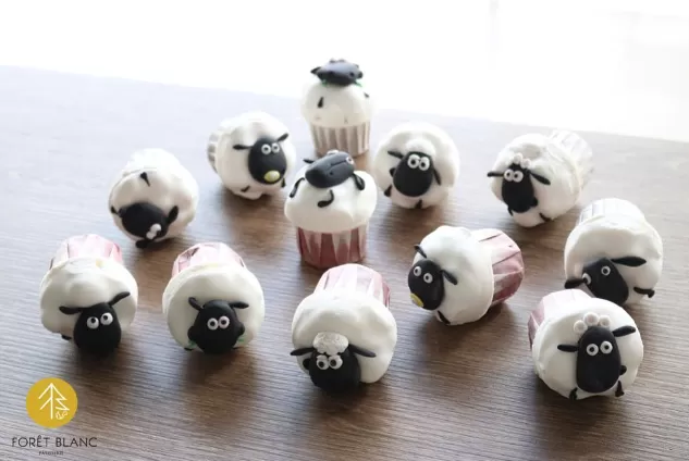 Shaun Sheep Cupcake