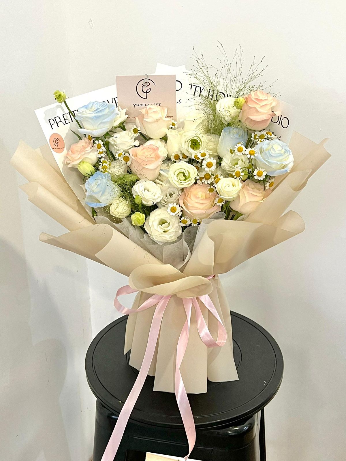 Fresh Roses with Eustoma and Chamomile