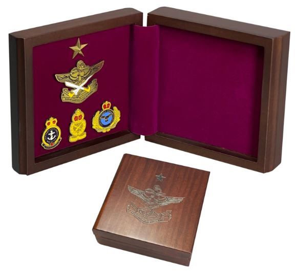 A 010 - ARMY PLAQUE