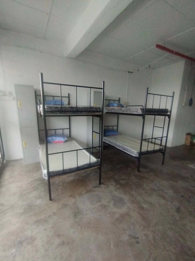 Katil Besi Asrama Double Decker | Tilam Asrama Single Mattress Hostel | Bantal Selimut Asrama Murah | Hostel Furniture Supplier | Pembekal Perabot Asrama | KL | Bukit Jalil 