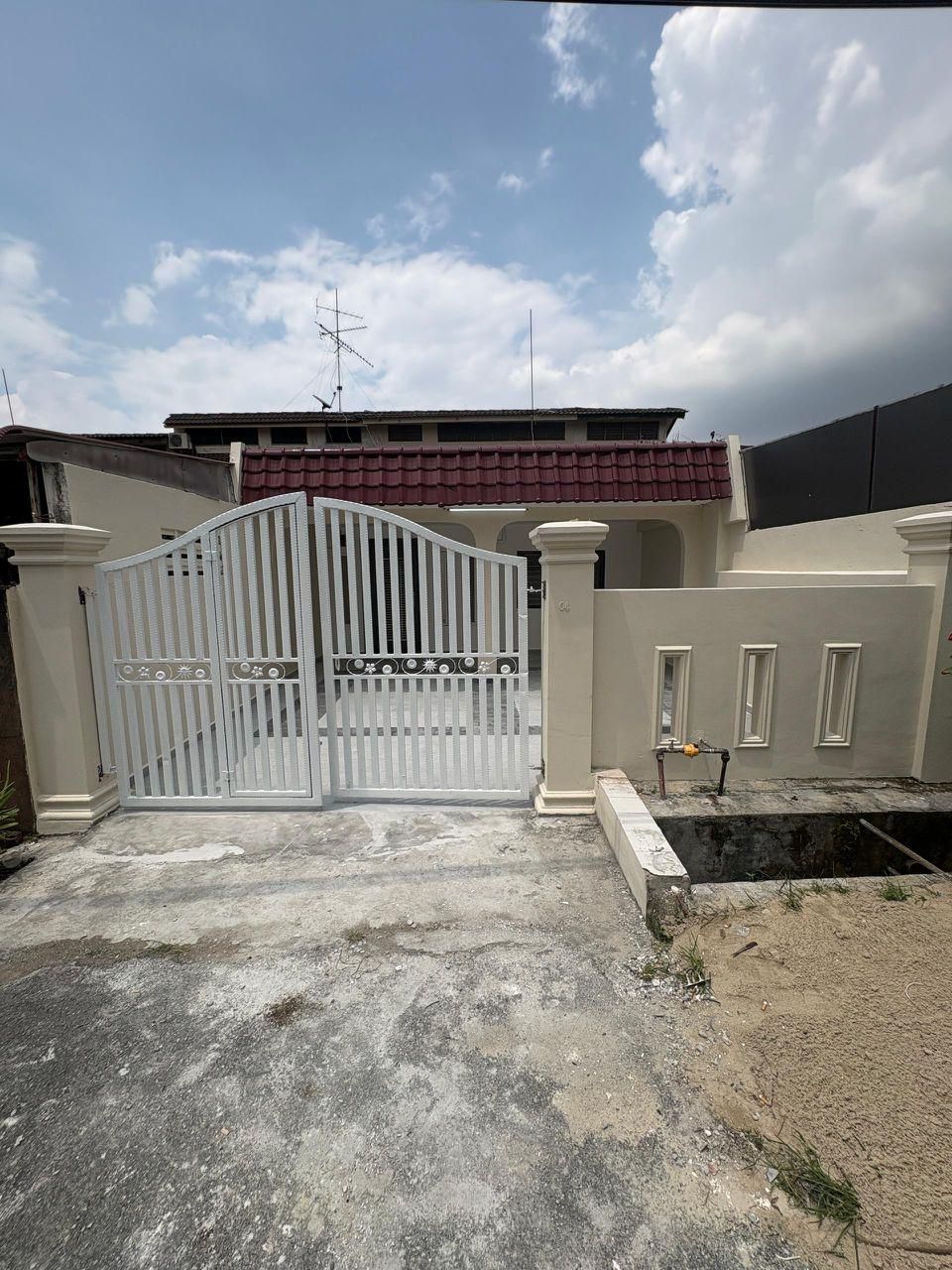[FOR SALES] Taman Johor Jaya Single Storey Terrace House 4bed Fully Renovated Johor Bahru
