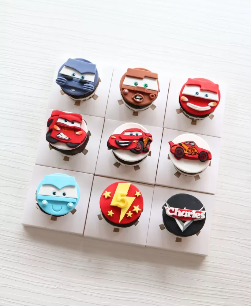 Cars Lightning Mcqueen Cupcake