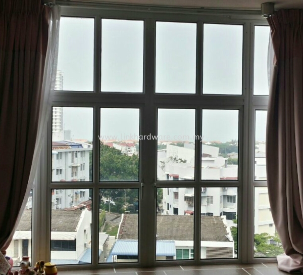 Aluminium Casement Window