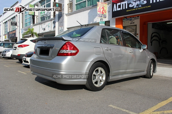 Nissan Latio sedan Impul side skirt